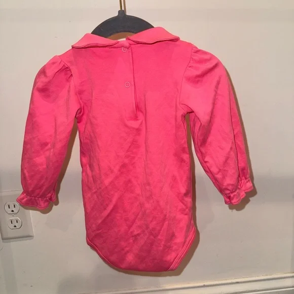 Pristine TBBC Hampton’s Hot Pink Maude's onesie Peter Pan collar 6-12 Months - Picture 6 of 9